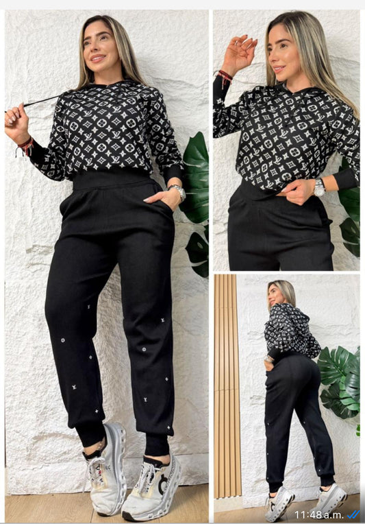 Conjunto Cozy Luxe Hoodie & Jogger